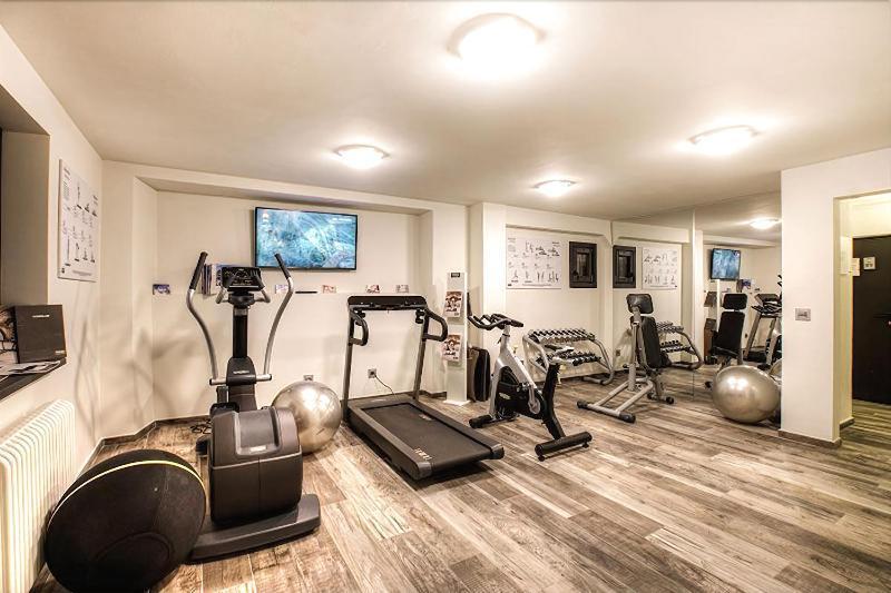 Super G Otel Courmayeur Dış mekan fotoğraf